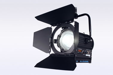 Luces de estudio de TV 200W Iluminación de escenario de Fresnel LED Bi Color TLCI / CRI alto con control DMX ((Yugo operado por polos) proveedor