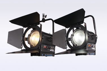 Luces de estudio de TV 200W Iluminación de escenario de Fresnel LED Bi Color TLCI / CRI alto con control DMX ((Yugo operado por polos) proveedor